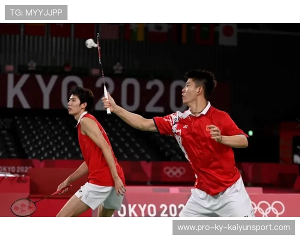 日本羽协男双连续扣杀：逼迫对手出界的战术解码与训练之路